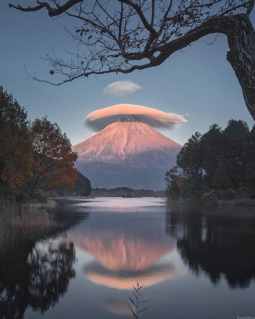 Fuji Mountain, Japan ✗... 3