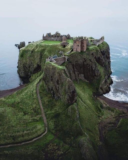Dunnottar Castle, Scotland... 1