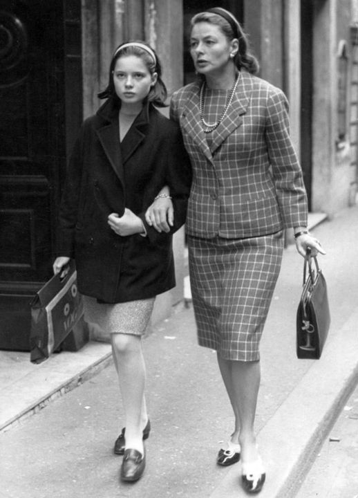 Ingrid Bergman and her daughter Isabella Rossellini.... 3