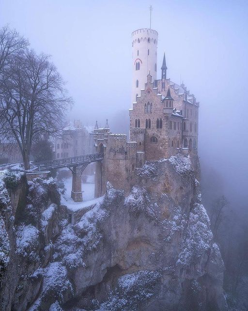 Lichtenstein Castle in winter, Germany photographer by @jaworskyj More informa... 3