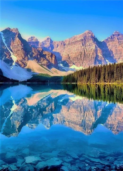 Moraine Lake,Alberta Canada... 1