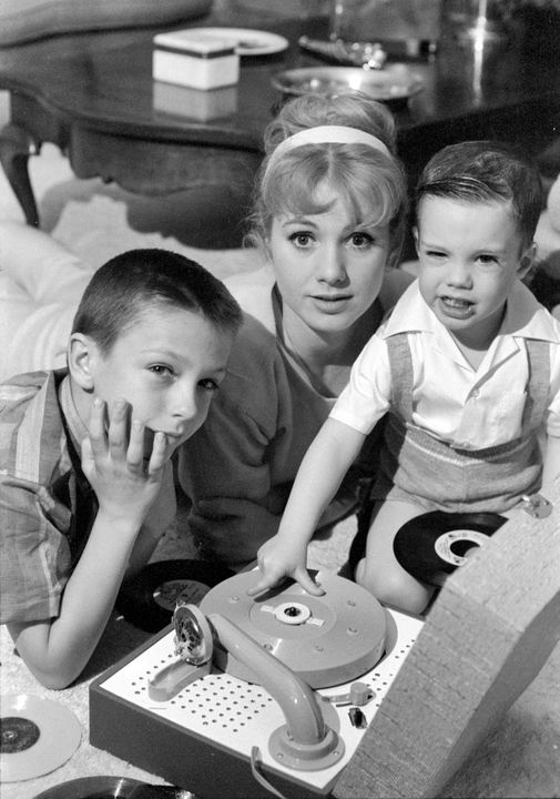 Shirley Jones with her son Shaun Cassidy and stepson David Cassidy.... 1