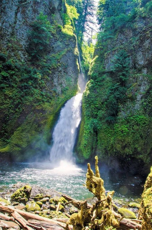 Wahclella Falls,Oregon USA... 3