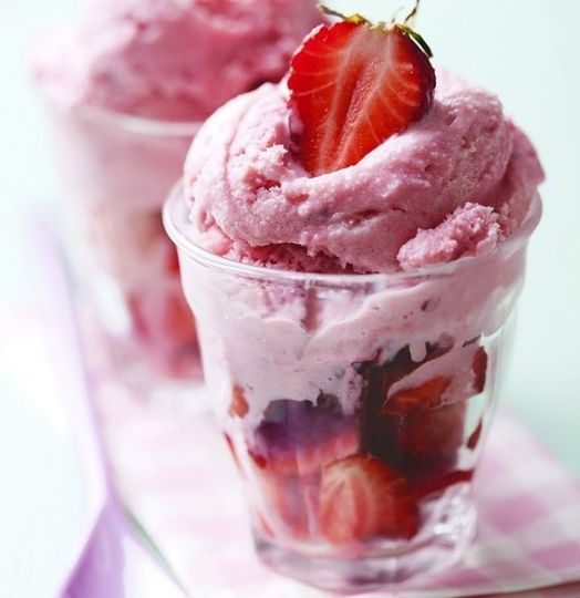 Παγωτό με φράουλες... 1