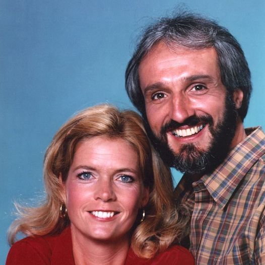 Actors Meredith Baxter and Michael Gross, who were both born on June 21, 1947! ... 4