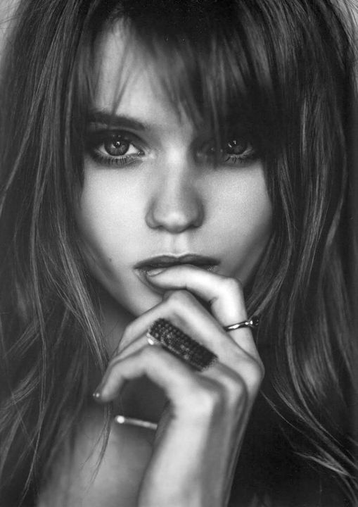 Happy Birthday to Model and Actress Abbey Lee Kershaw who turns 34 today!... 2