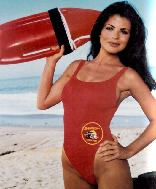 Happy Birthday to Yasmine Bleeth who turns 53 today! Pictured here on Baywatch.... 2