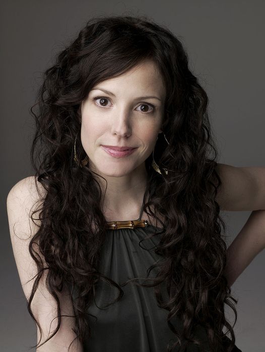 Mary-Louise Parker.... 2