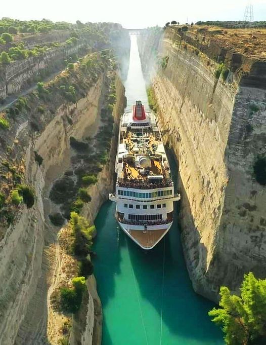 Corinth Canal #Greece!!.... 1