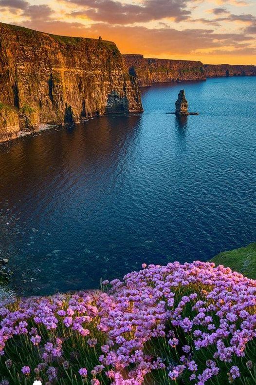 Beautiful sunset from the cliffs of moher in country  clare, Ireland...