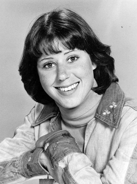 Happy Birthday to Julie Kavner who turns 71 today!...