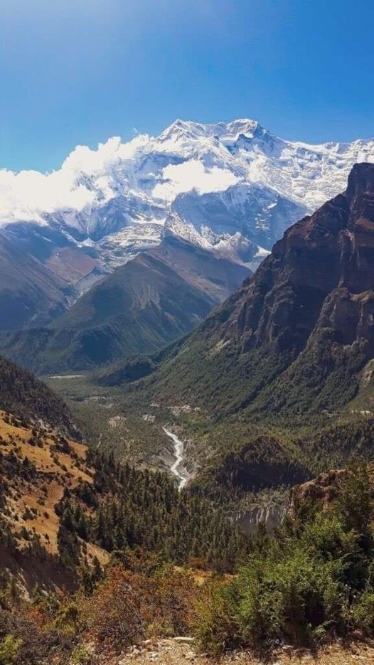 Annapurna Mountain Range, Himalayas, Nepal...
