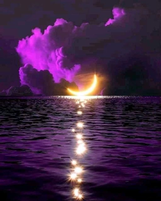Πόσο όμορφο είναι το φεγγάρι, πόσο όμορφη είναι η νύχτα, πόσο όμορφο είναι να ον... 1