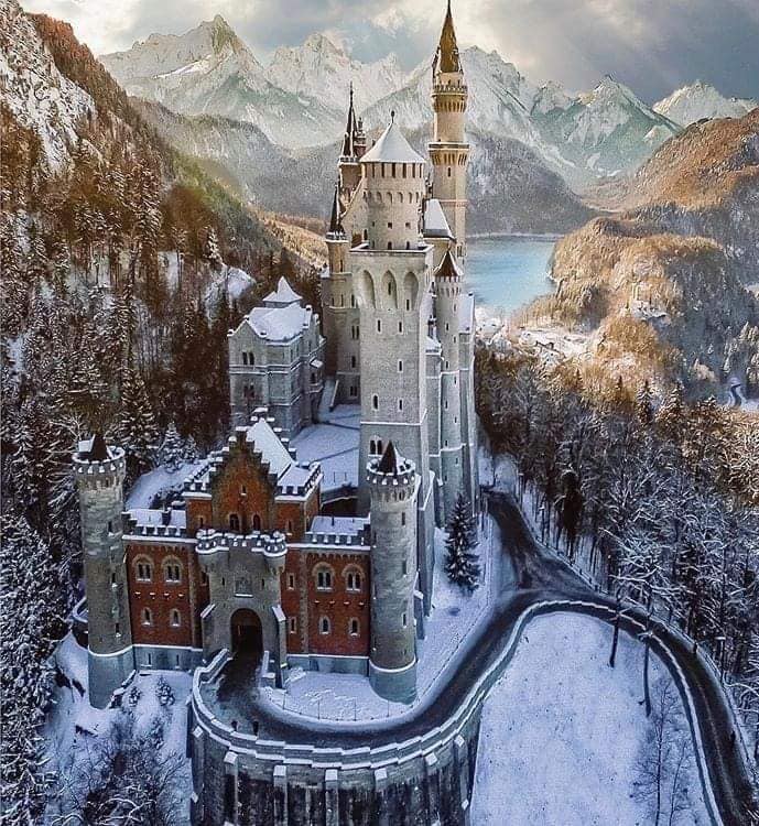 Το πιο όμορφο κάστρο Neuschwanstein στη Γερμανία... 3