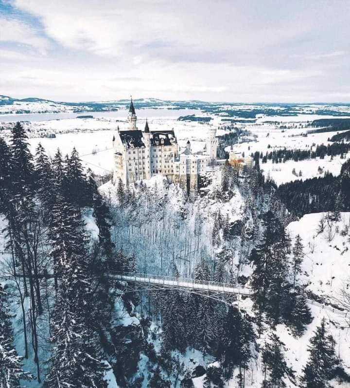 Το πιο όμορφο κάστρο Neuschwanstein στη Γερμανία... 5