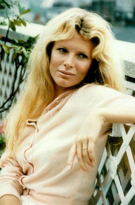 Happy Birthday to Kim Basinger who turns 68 today! Pictured here a few years ba... 1