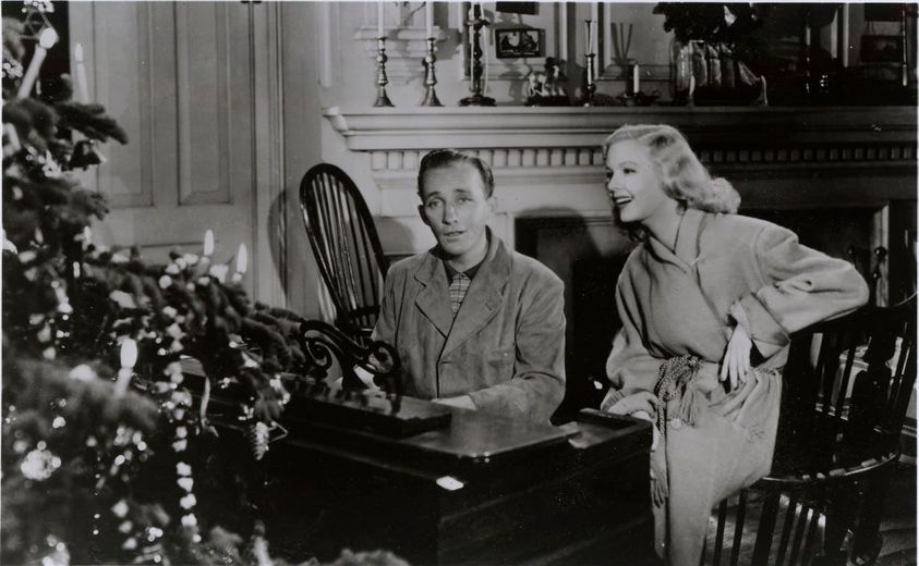 "I'm dreaming of a white Christmas..." Bing Crosby & Marjorie Reynolds. Holi... 1