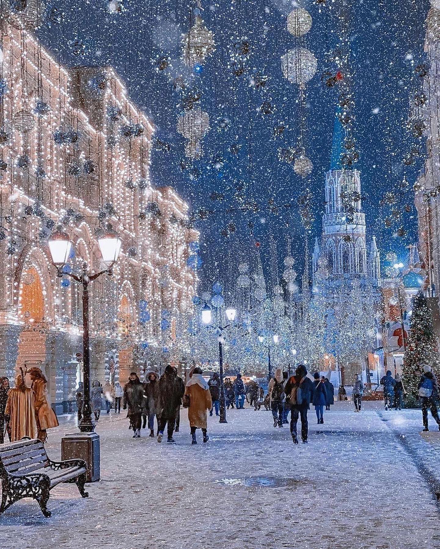 Δημοσιεύτηκε @withregram • @paradise Περπατώντας σε μια χειμερινή χώρα των θαυμάτων. Γεια σας από τη Μόσχα... 1