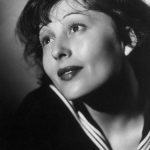 Η βραβευμένη με Όσκαρ ηθοποιός Luise Rainer (12 Ιανουαρίου 1910 - 30 Δεκεμβρίου 2014...