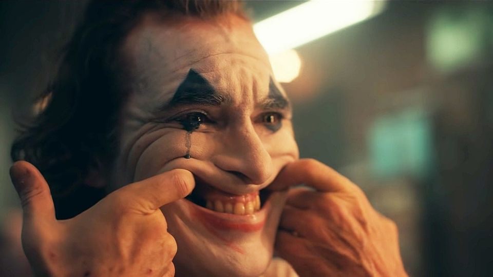 "Put on a happy face" Joker (2019).... 1