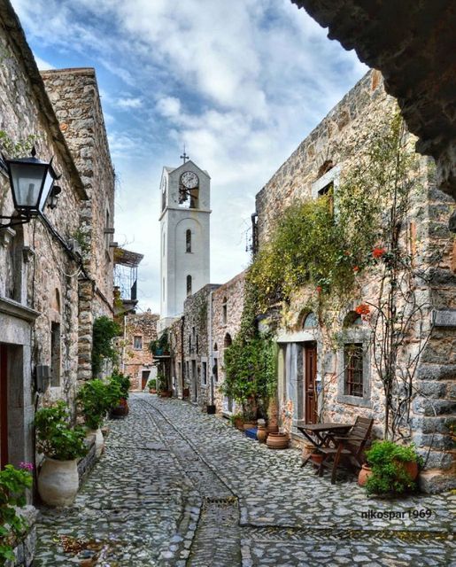 Μεστά - Ένα από τα πιο όμορφα μεσαιωνικά χωριά έχει χαρακτηριστεί ως διατηρητέο ​​... 1