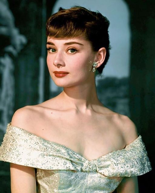 Η Audrey Hepburn φωτογραφήθηκε για το «Roman Holiday», 1953. 1