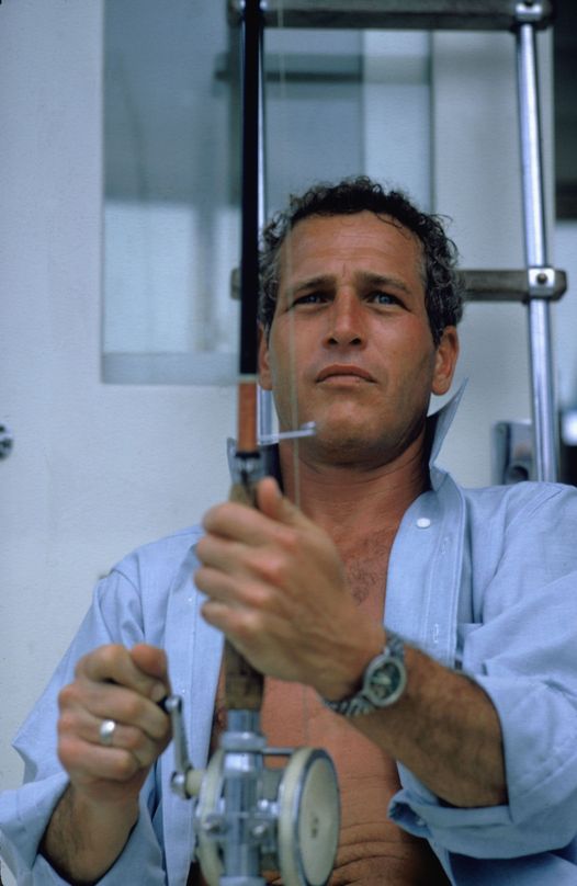 Ο Paul Newman ψαρεύει σε μια βάρκα, Φλόριντα, 1967. Φωτογραφία Mark Kauffman.... 1