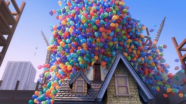 Στην ταινία της Pixar "Ψηλά στον Ουρανό", το σπίτι του Καρλ ανυψώθηκε με 20.622 μπαλόνια. 1