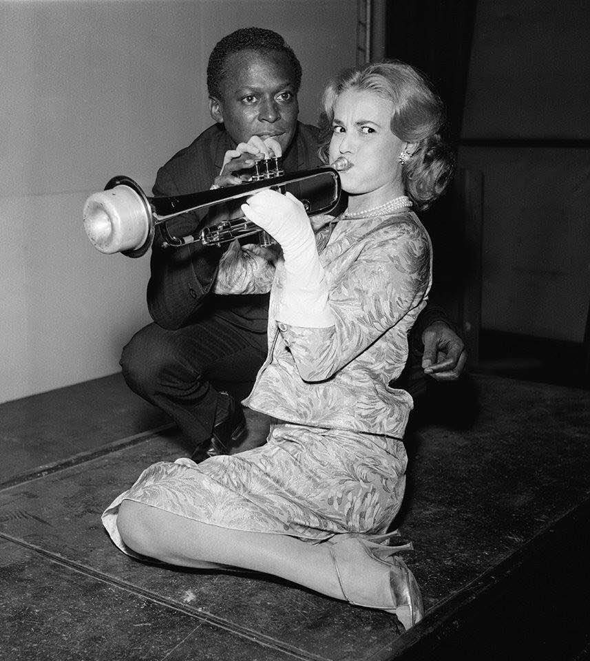 Jeanne Moreau και Miles Davis, 1950 .... 3