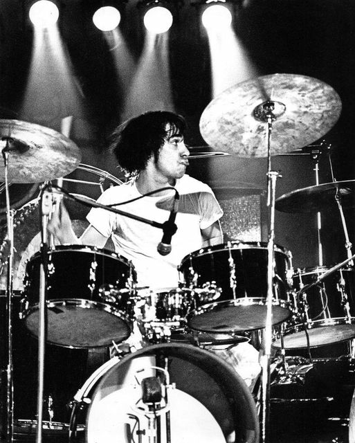 The Who Drummer Keith Moon (23 Αυγούστου 1946 - 7 Σεπτεμβρίου 1978).... 1