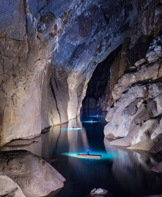 Σπήλαιο Han Son Dung, Βιετνάμ Η ηλικία του είναι από 2 έως 5 εκατομμύρια χρόνια και αναγνωρίζεται... 1