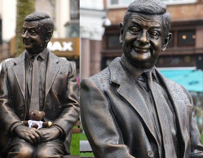 Το άγαλμα του Mr Bean στην Leicester Square του Λονδίνου!!... 1