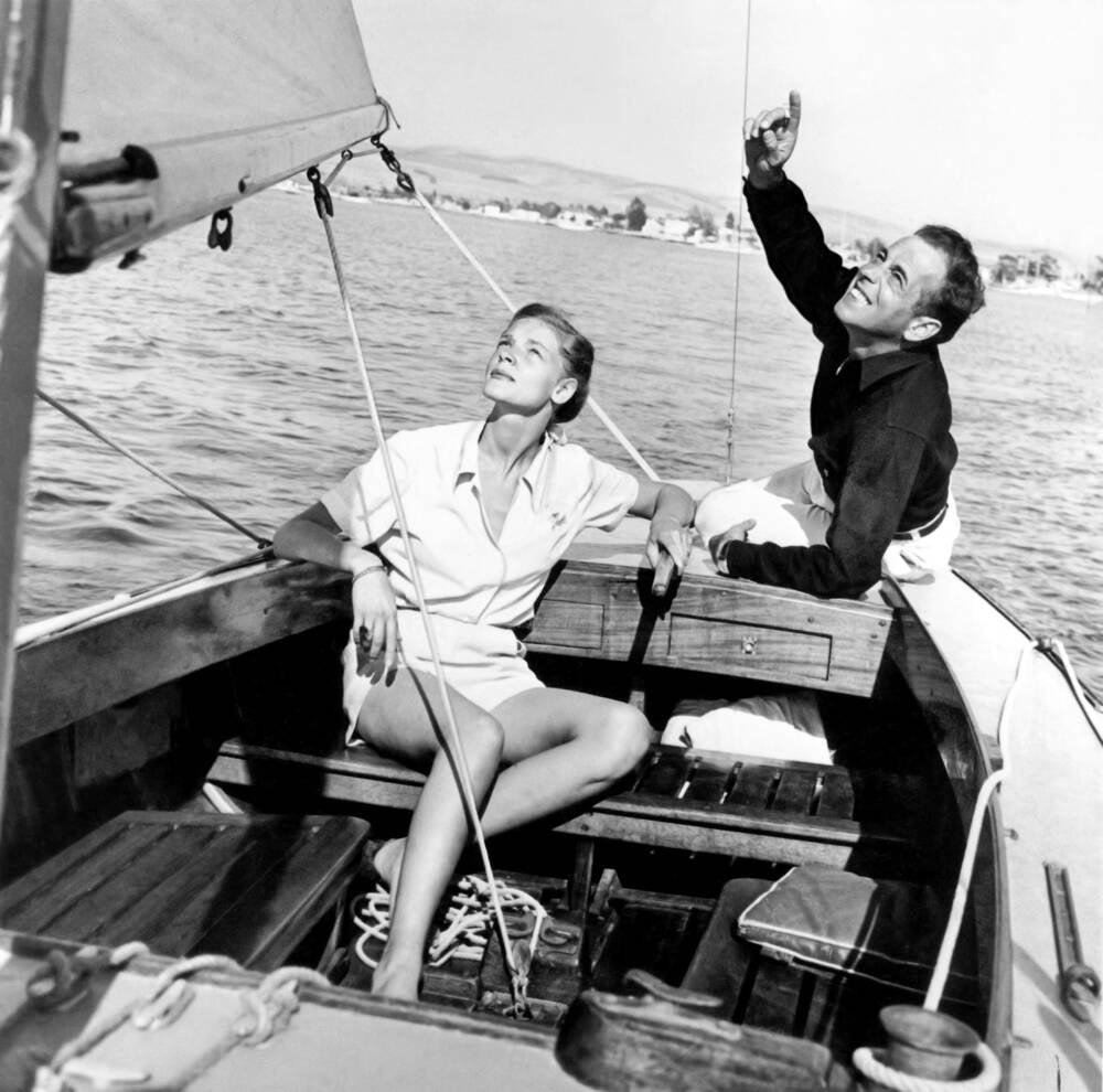 Humphrey Bogart & Lauren Bacall... 5
