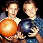 Tobey maguire και leonardo dicaprio bowling, 1989...