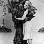 Η Bernadette Peters και ο Sweetums στο The Muppet Show.  #MuppetsAreCool...