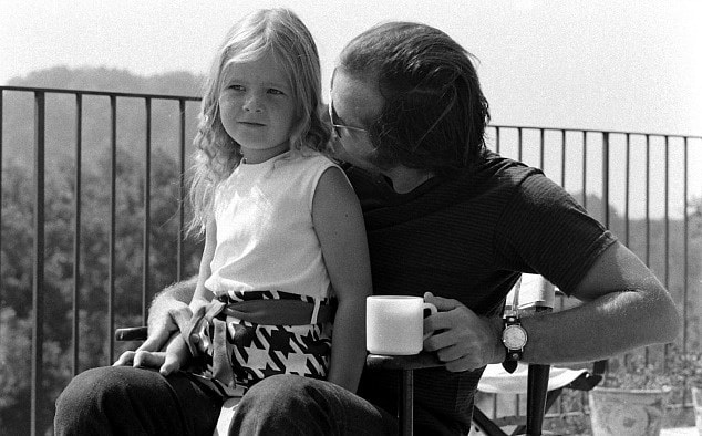 Ο Jack Nicholson και η κόρη του Jennifer φωτογραφήθηκαν από τον Arthur Schatz, 1970. 1