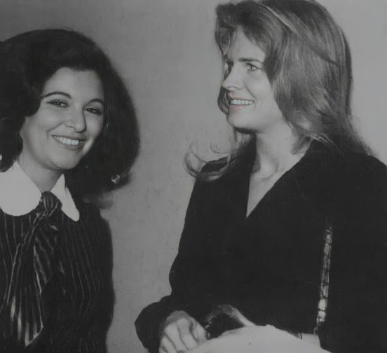 Οι Soad Hosny & Candice Bergen στο Διεθνές Φεστιβάλ Κινηματογράφου του Καΐρου το 1978... 1