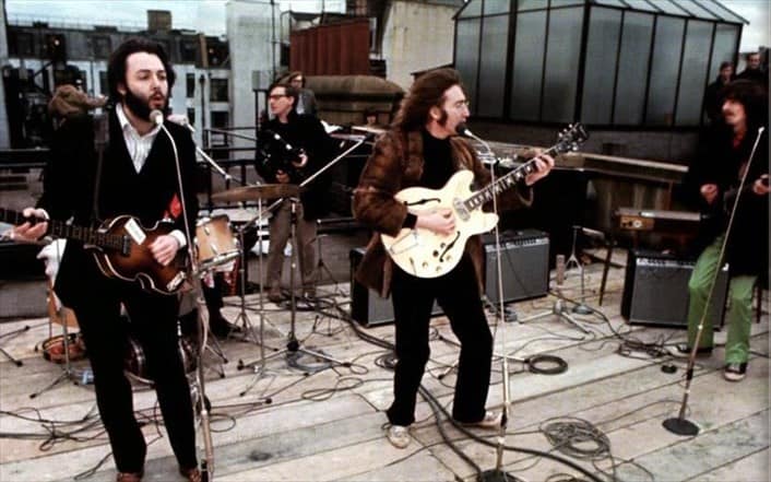 53 χρόνια πέρασαν από την τελευταία ζωντανή συναυλία των Beatles, η οποία πραγμ... 3