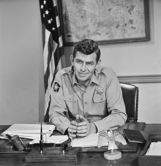 Andy Griffith (1 Ιουνίου 1926 - 3 Ιουλίου 2012) ως Andy Taylor στο The Andy Griffith ... 1
