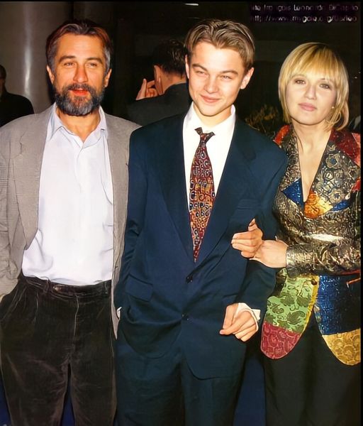 Robert Deniro, Leonardo DiCaprio & Ellen Barkin.... 1