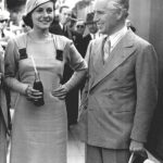 Η Paulette Goddard και ο Charlie Chaplin παντρεύτηκαν την 1η Ιουνίου 1933. Χώρισαν σε...
