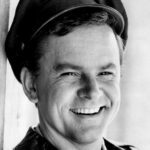 Ο Μπομπ Κρέιν (13 Ιουλίου 1928 - 29 Ιουνίου 1978) ως Συνταγματάρχης Χόγκαν στο Hogan's Heroes....
