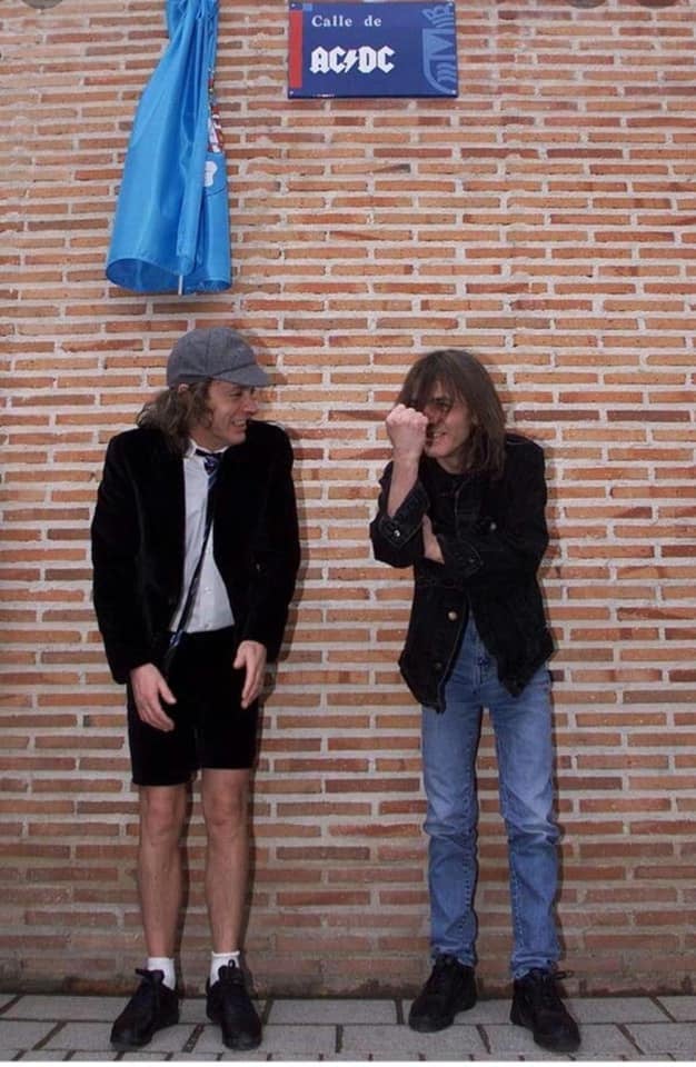 Οι AC/DC μπορούν να καυχηθούν ότι στη Μαδρίτη της Ισπανίας έχουν το δικό τους δ... 1