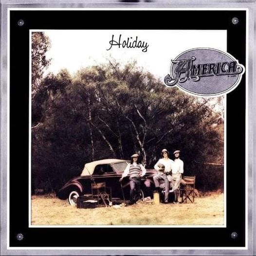 Σαν σήμερα το 1974, οι America κυκλοφόρησαν το άλμπουμ "Holiday" 1