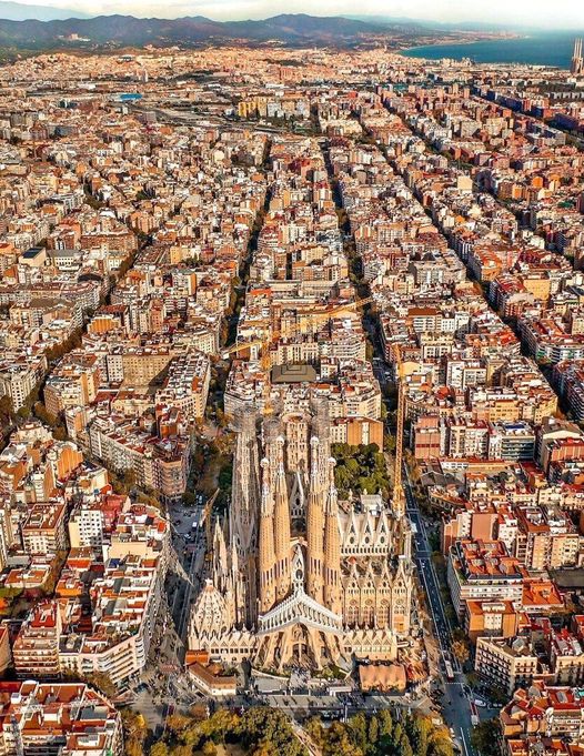 Βαρκελώνη, Ισπανία... 1