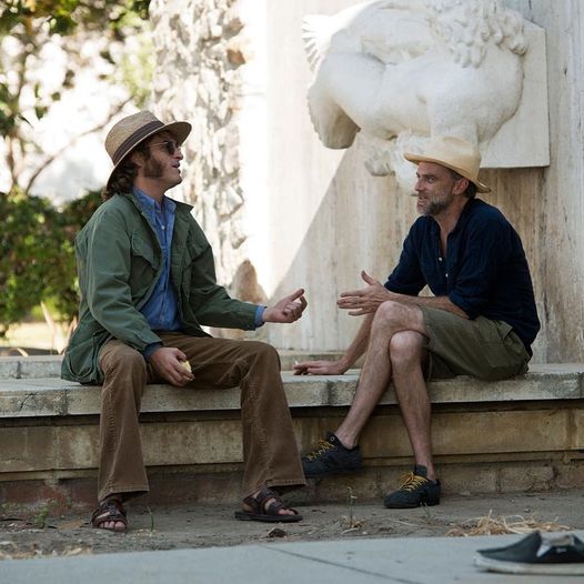 Ο Joaquin Phoenix και ο Paul Thomas Anderson στα γυρίσματα του Inherent Vice (2014). 1