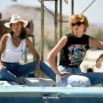 Thelma and Louise (1991).  Η Σούζαν Σάραντον και η Τζίνα Ντέιβις...