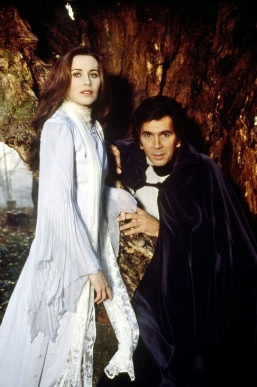 Dracula (1979) με την Kate Nelligan και τον Frank Langella. #βαμπίρ... 1