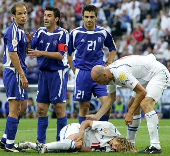 Μια στιγμή που όλοι θα θυμούνται απο τον ημιτελικό του Euro 2004 1