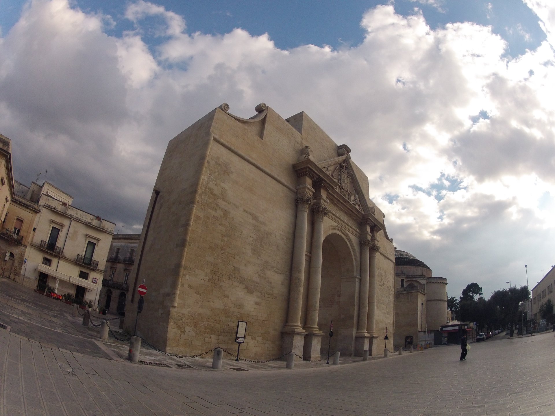Η πόλη Lecce στη νότια Ιταλία είναι ολόκληρη ένα ανοιχτό μουσείο! 2